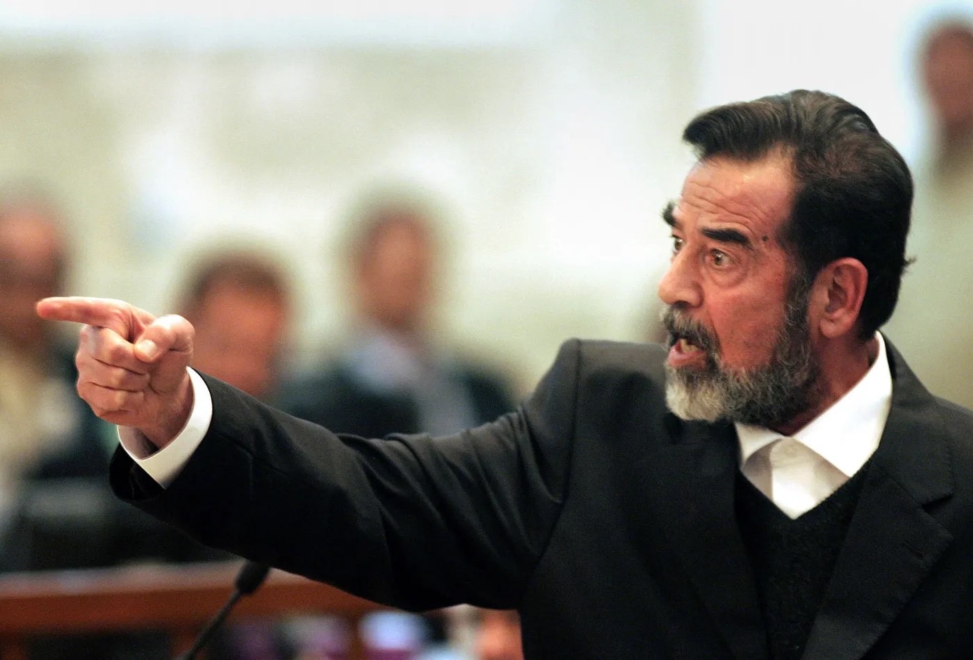 5624279-saddam-husajn.jpg