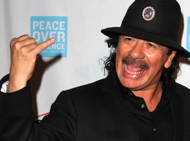 Carlos Santana zrobi to po raz pierwszy w całej swojej karierze
