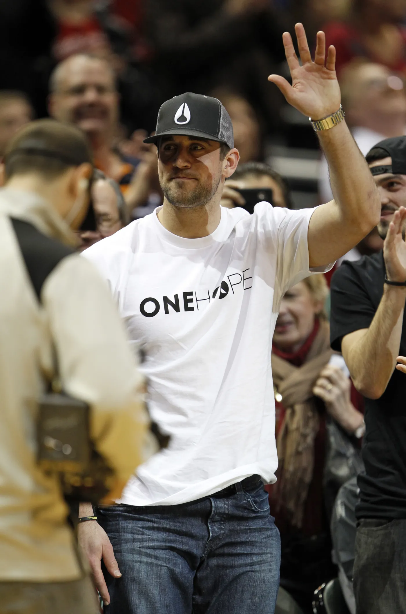 6173287-aaron-rodgers.jpg