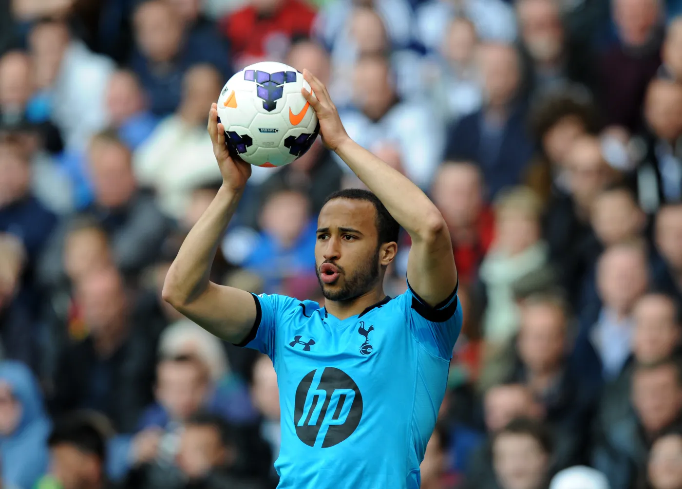 6177286-aaron-lennon.jpg