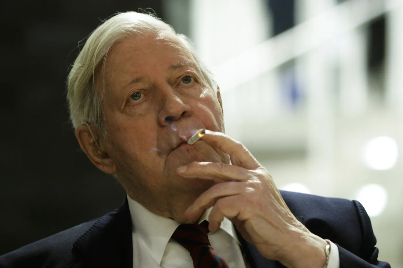 6191673-helmut-schmidt.jpg