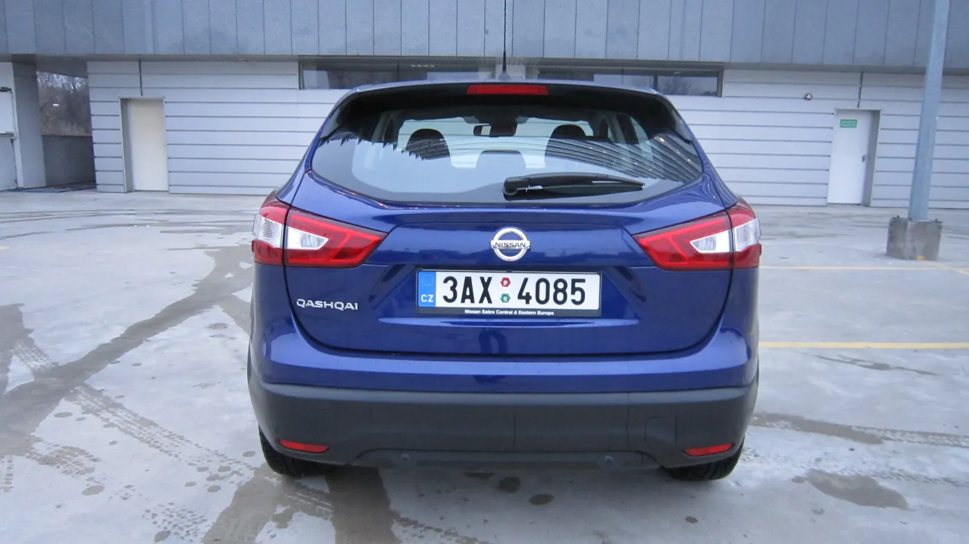 6227414-nissan-qashqai.jpg