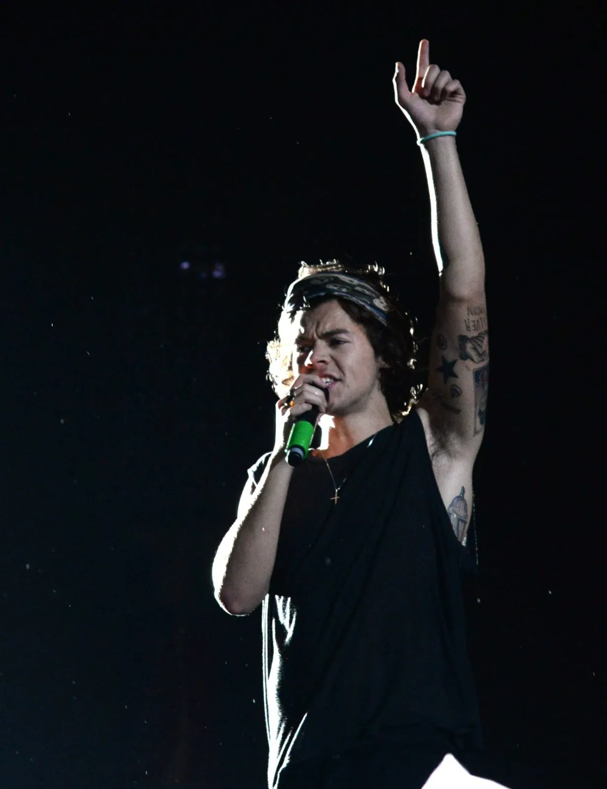 6239313-one-direction.jpg