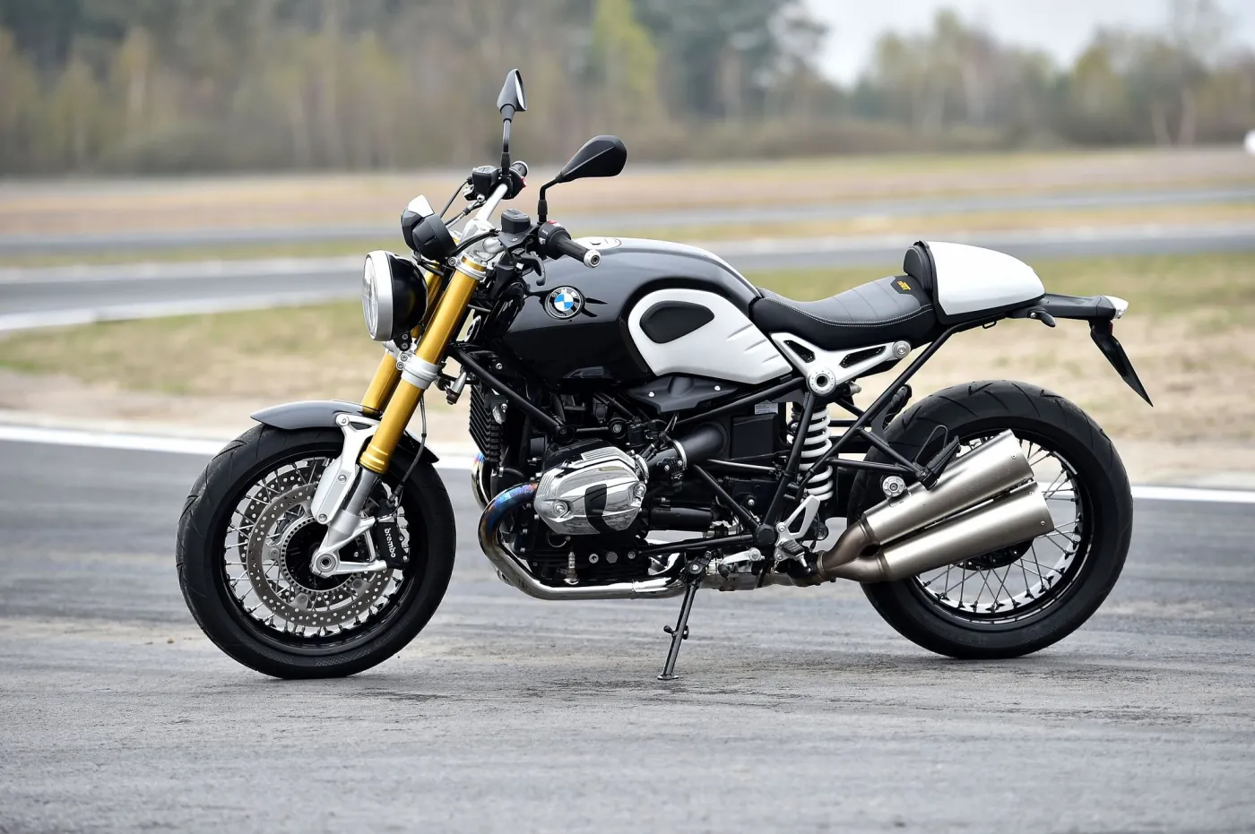 6244475-bmw-r-nine-t.jpg