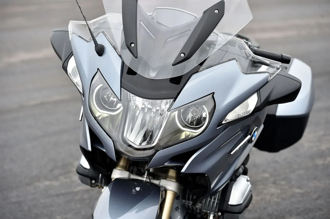 6244040-bmw-r-1200-rt.jpg