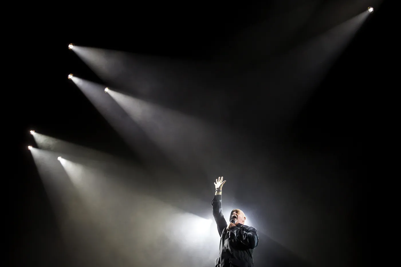 6258576-peter-gabriel.jpg