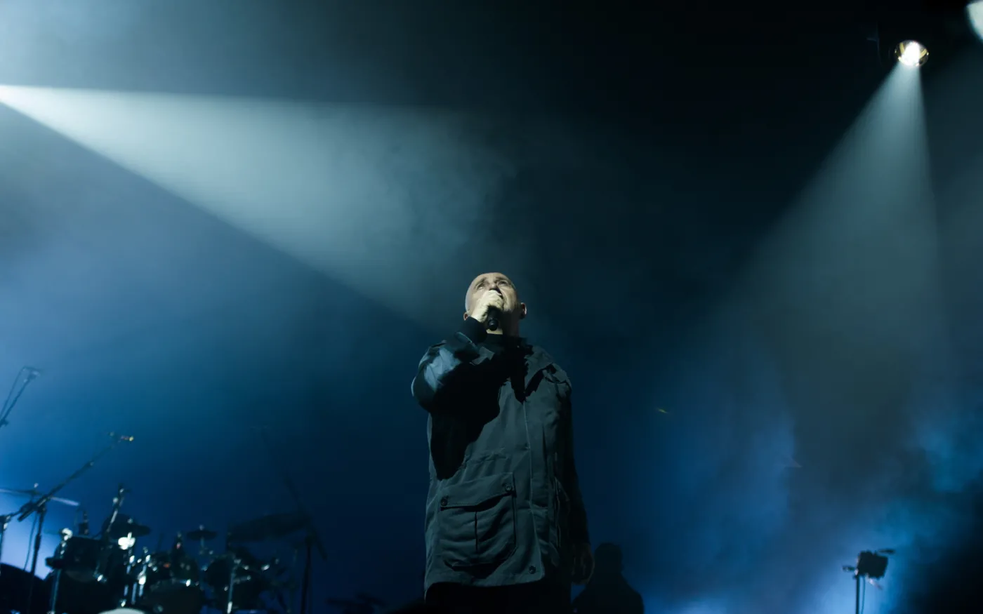 6279720-peter-gabriel.jpg