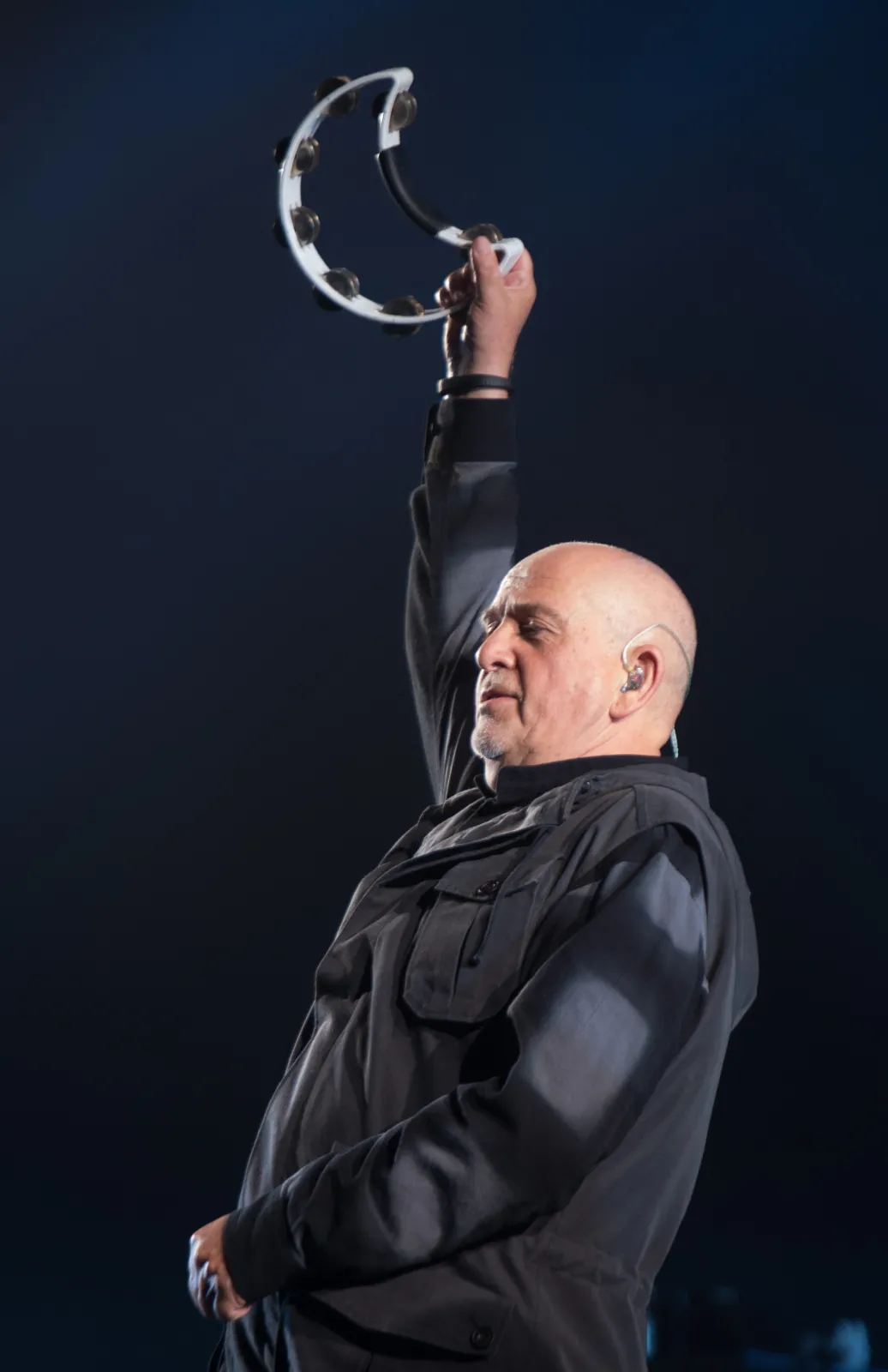 6279749-peter-gabriel.jpg