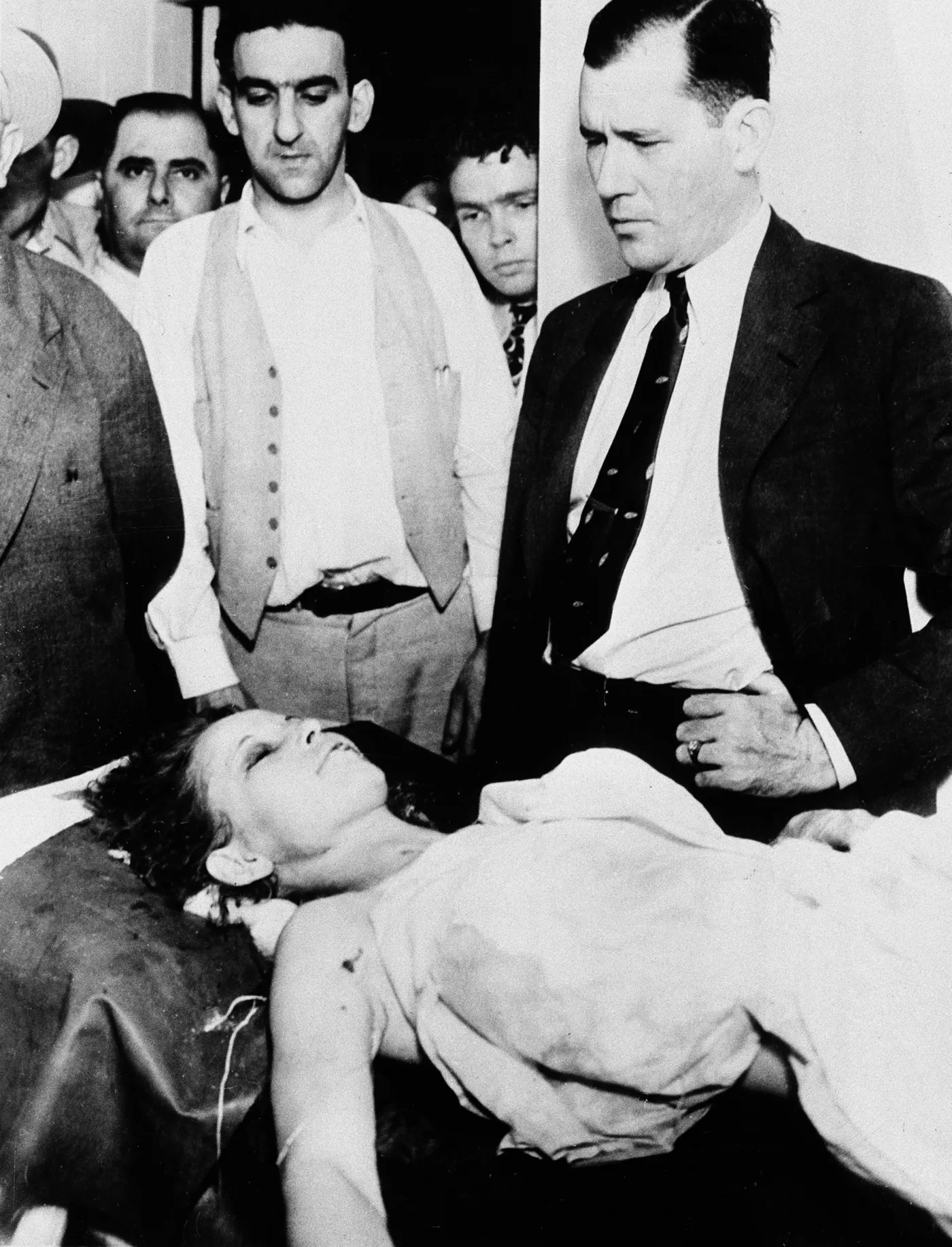 6332534-bonnie-i-clyde.jpg
