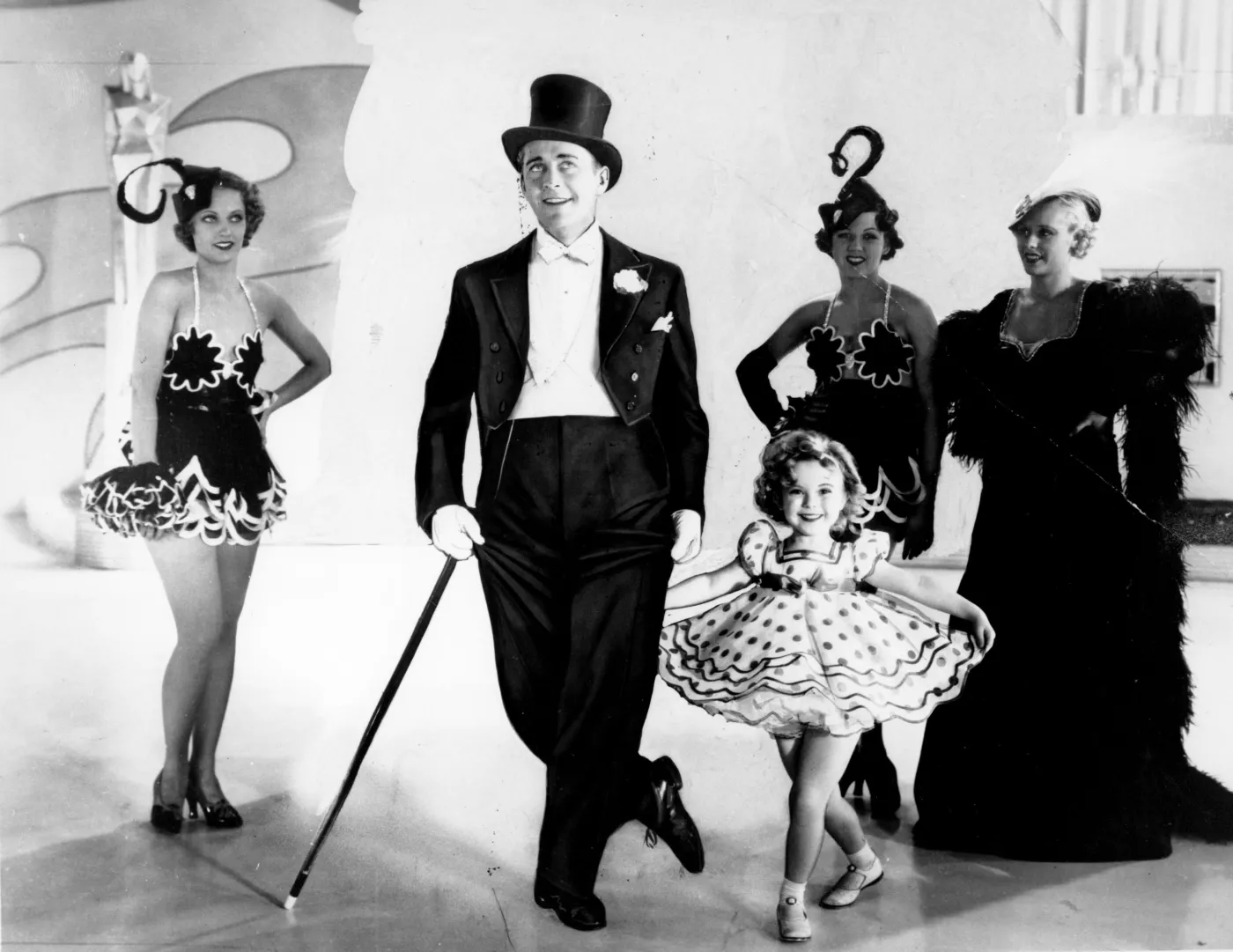 5922986-shirley-temple.jpg