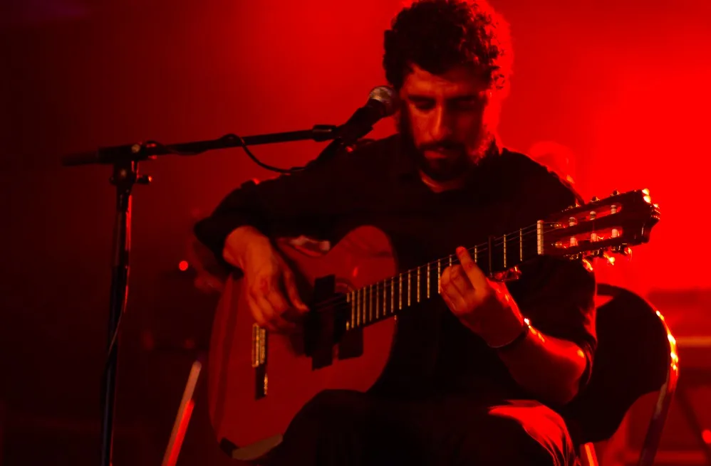 José González