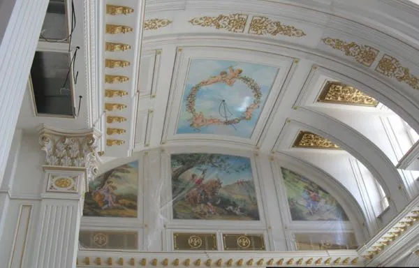 6032733-palac-putina.jpg