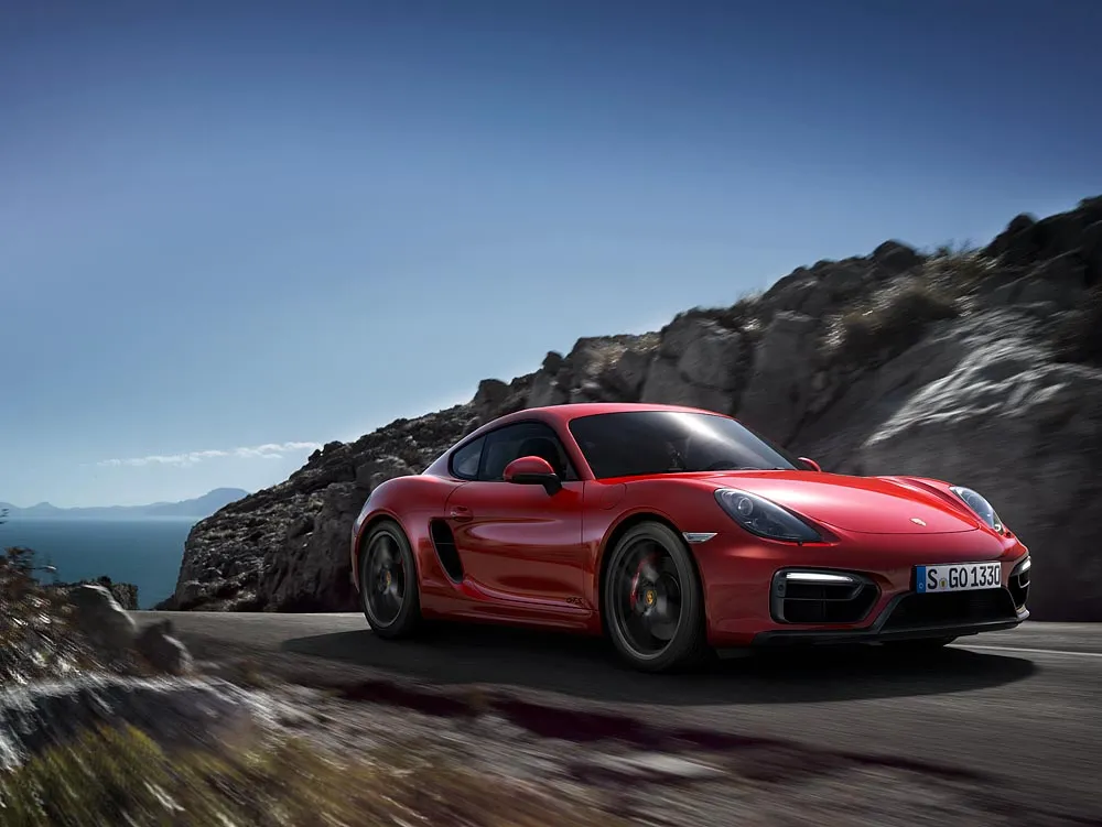 6068529-cayman-gts-1.jpg