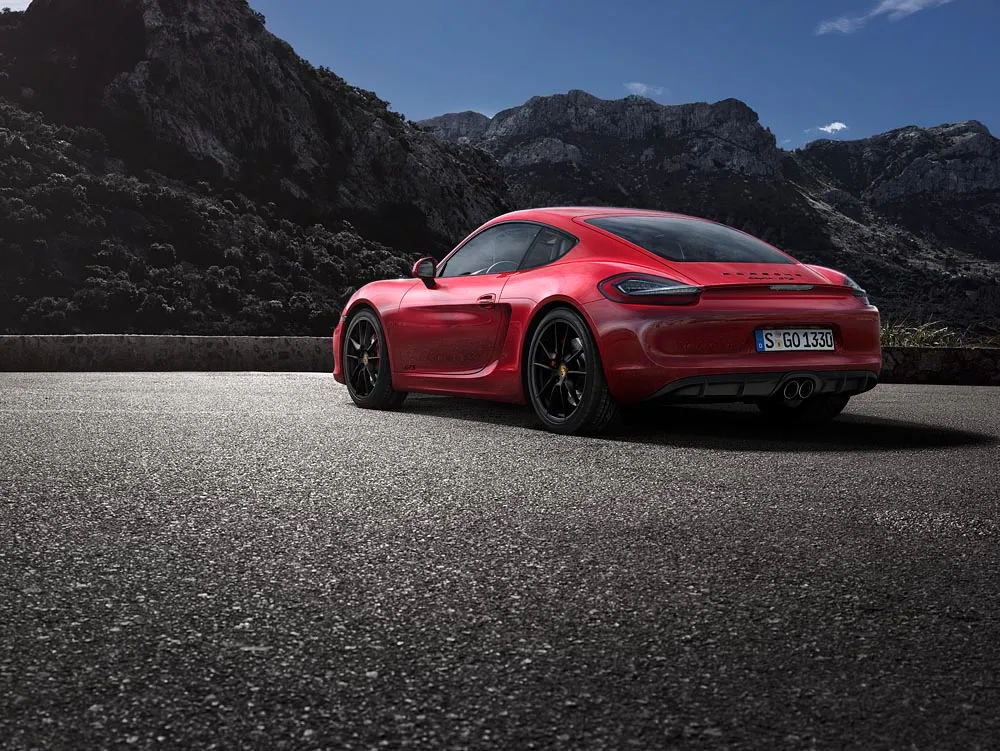 6068616-cayman-gts-2.jpg
