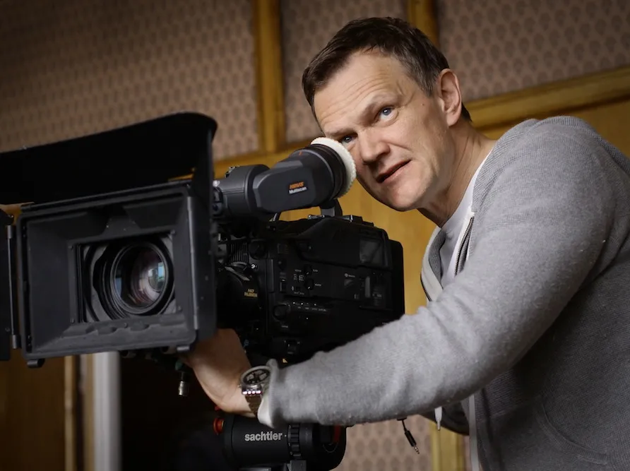 3306346-cezary-pazura.jpg