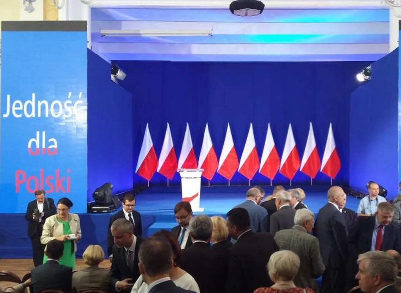 PiS jednoczy prawicę. Na sali Kurski i... były poseł PO