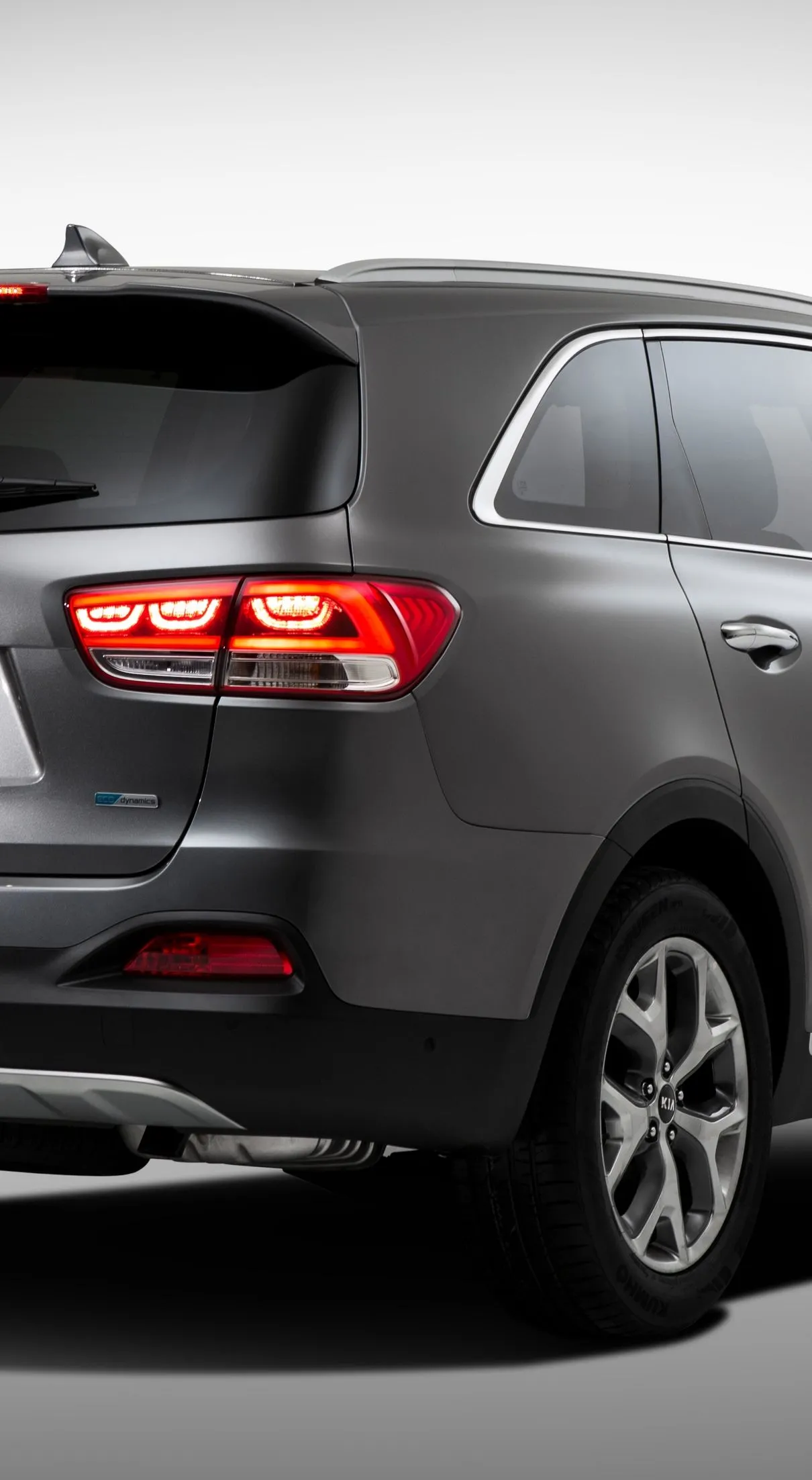 6657758-kia-sorento.jpg
