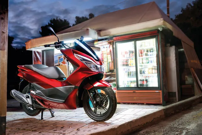 6708981-honda-pcx125.jpg
