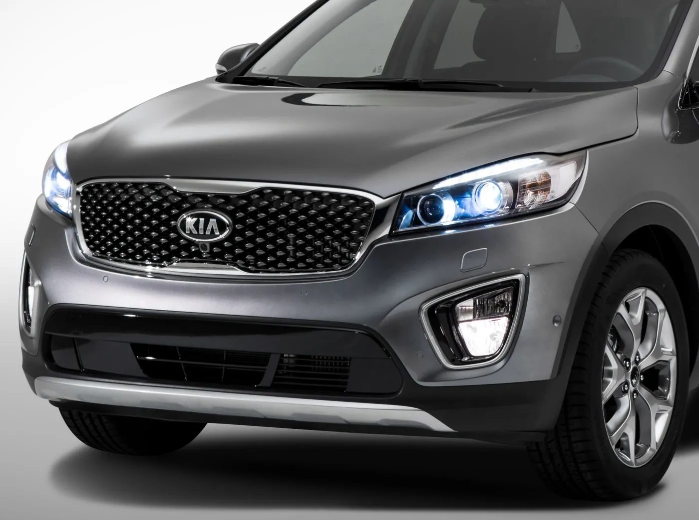 6657729-kia-sorento.jpg