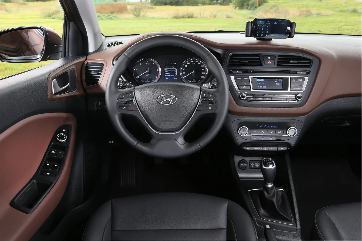 6753128-hyundai-i20.jpg