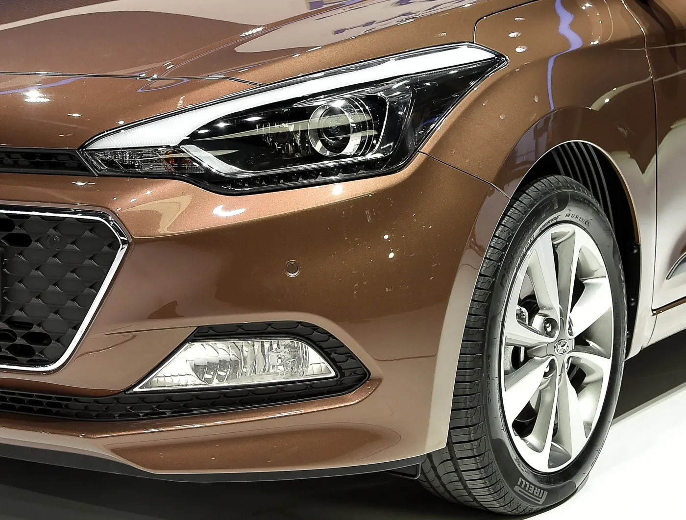 Koreański gigant uderza w Skodę! Nowy hyundai i20 już w produkcji. Zdjęcia