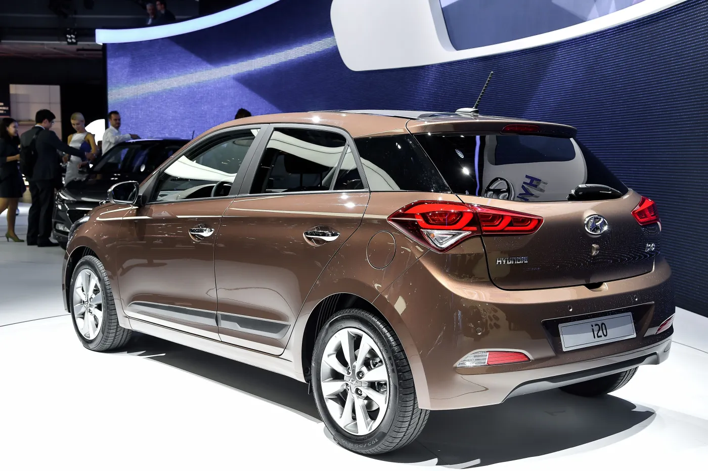 6955232-hyundai-i20.jpg