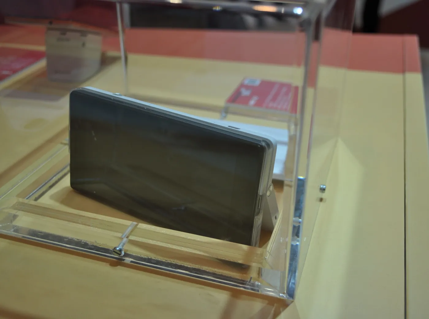 6775513-lenovo-vibe-z2.jpg