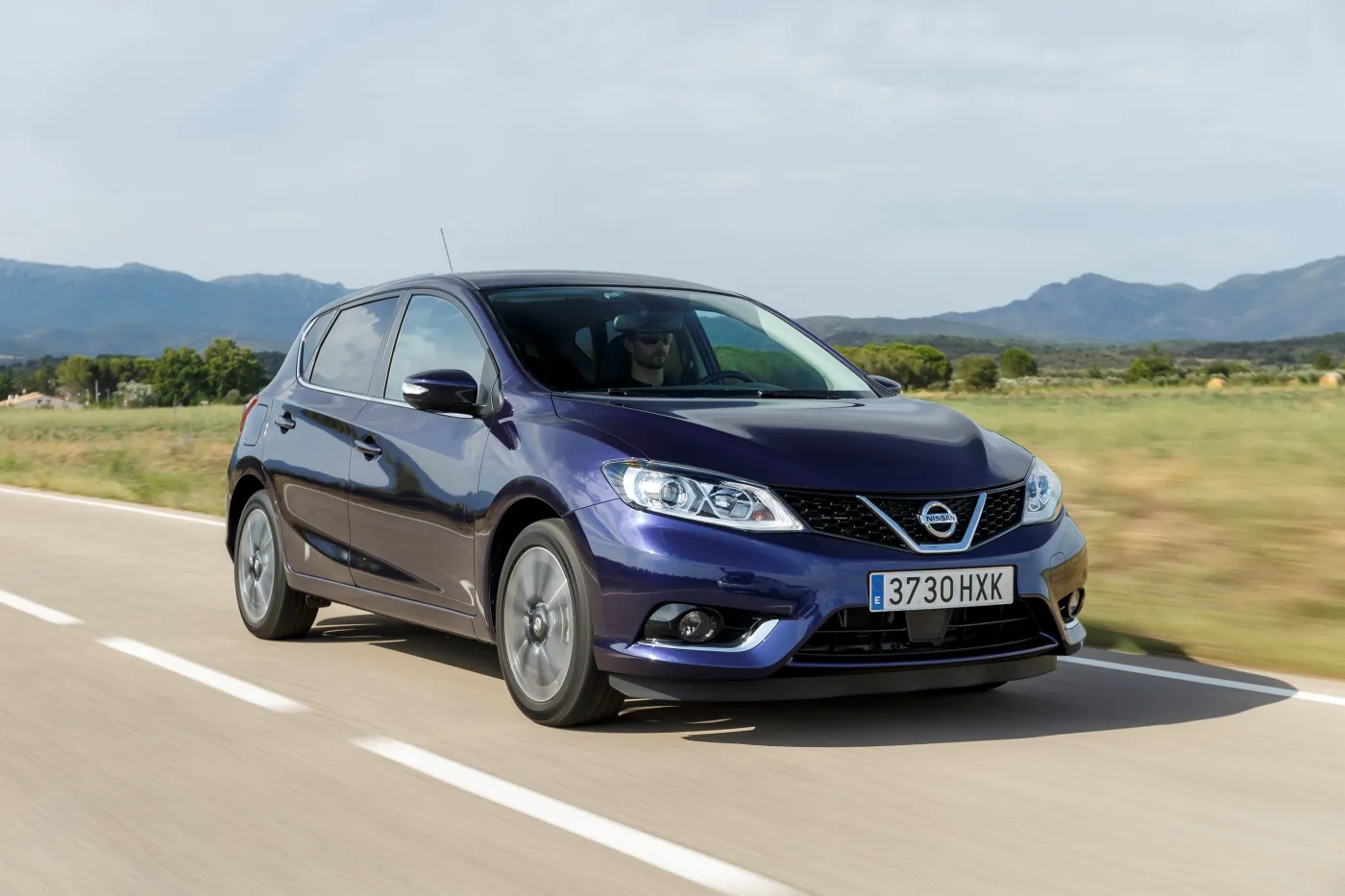 6780727-nissan-pulsar.jpg