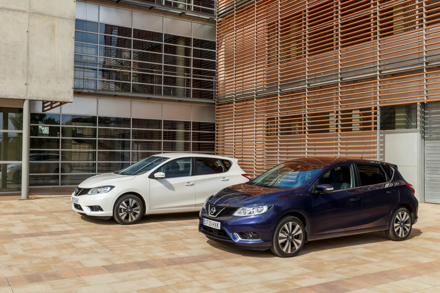 6780785-nissan-pulsar.jpg