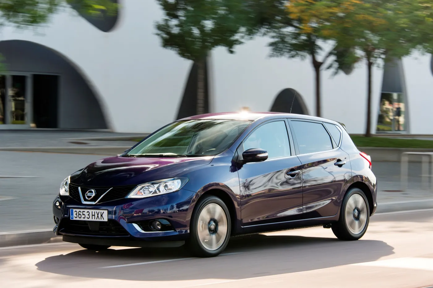 6780872-nissan-pulsar.jpg