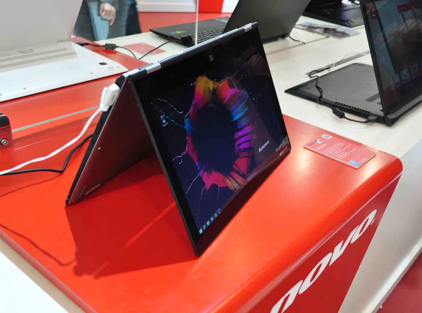 Laptopy, monitory i tablety. Komputerowe nowinki prosto z Berlina
