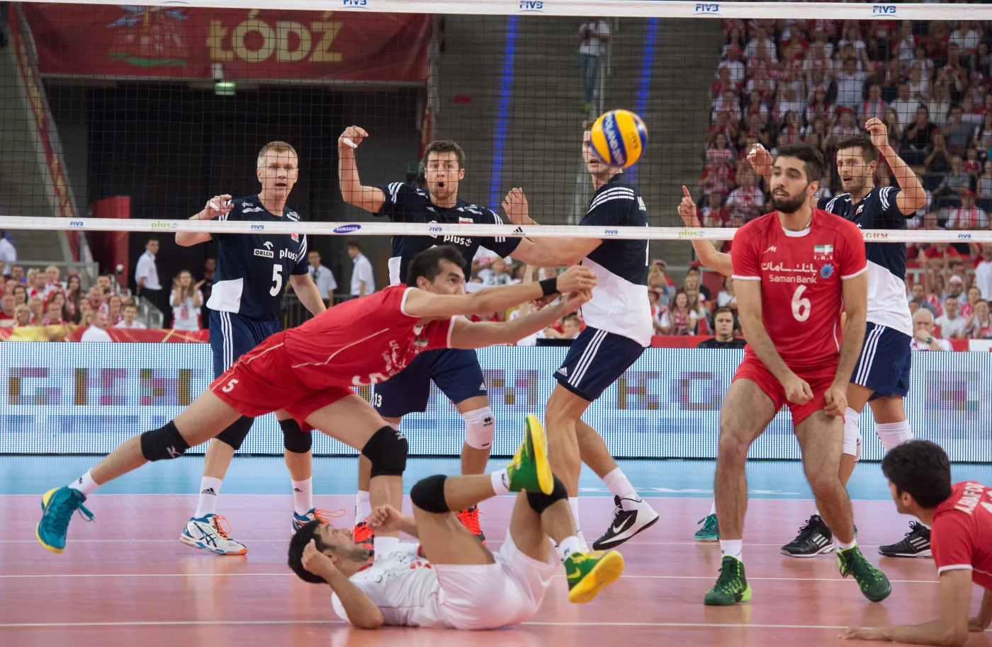 6800463-polska-iran.jpg