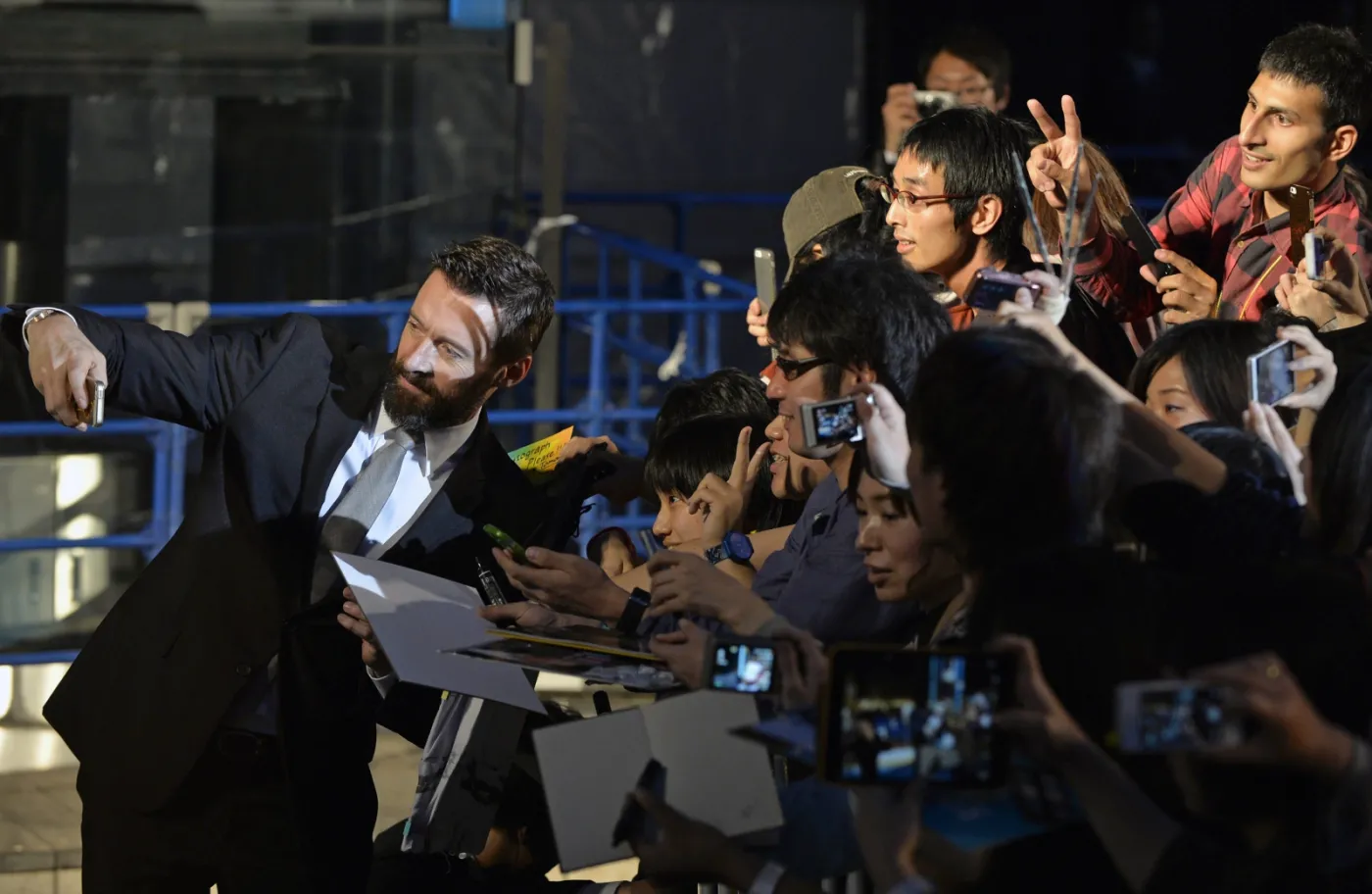 6353097-hugh-jackman.jpg