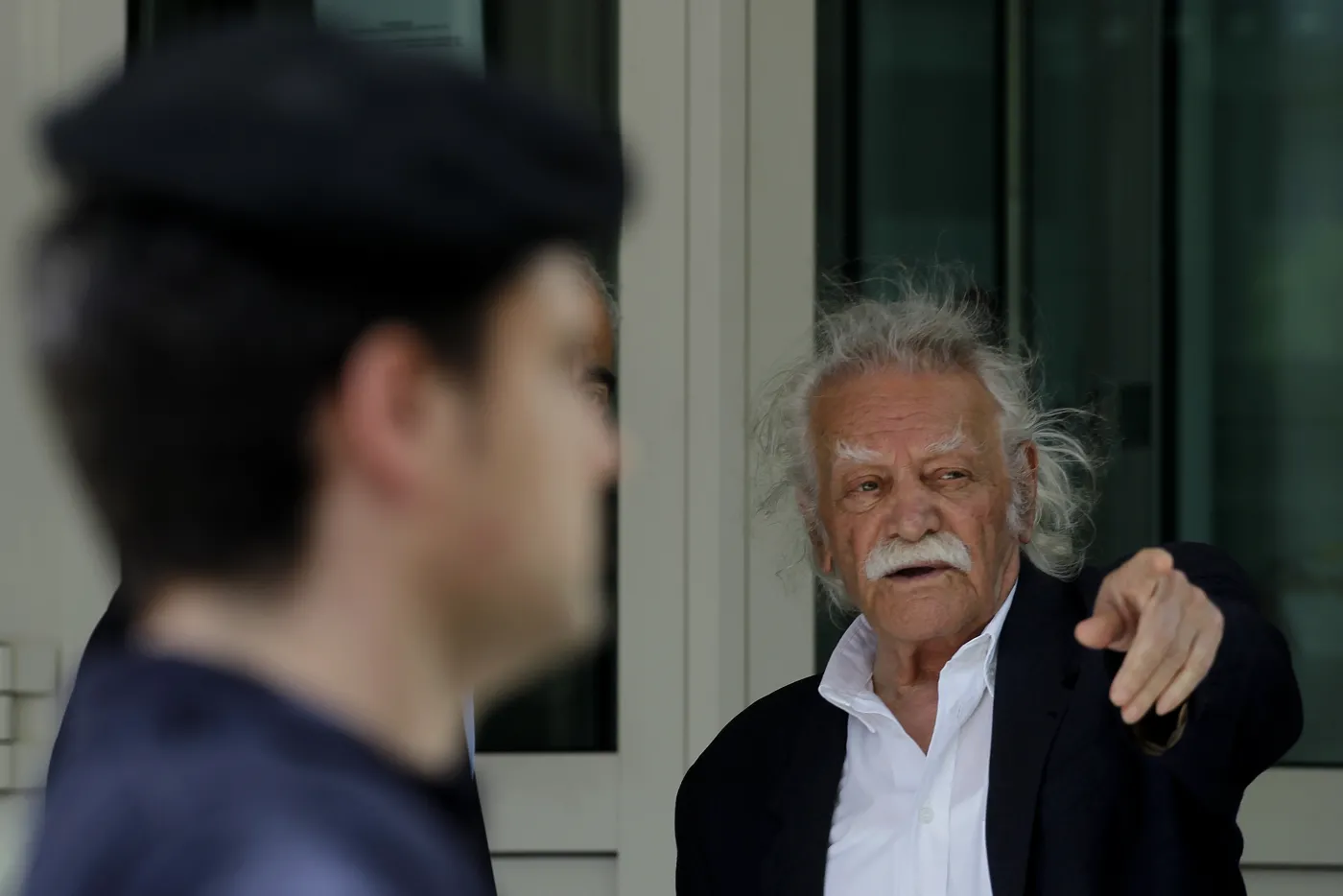 6377884-manolis-glezos.jpg