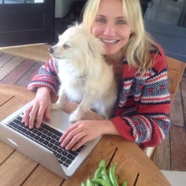 6432510-cameron-diaz.jpg