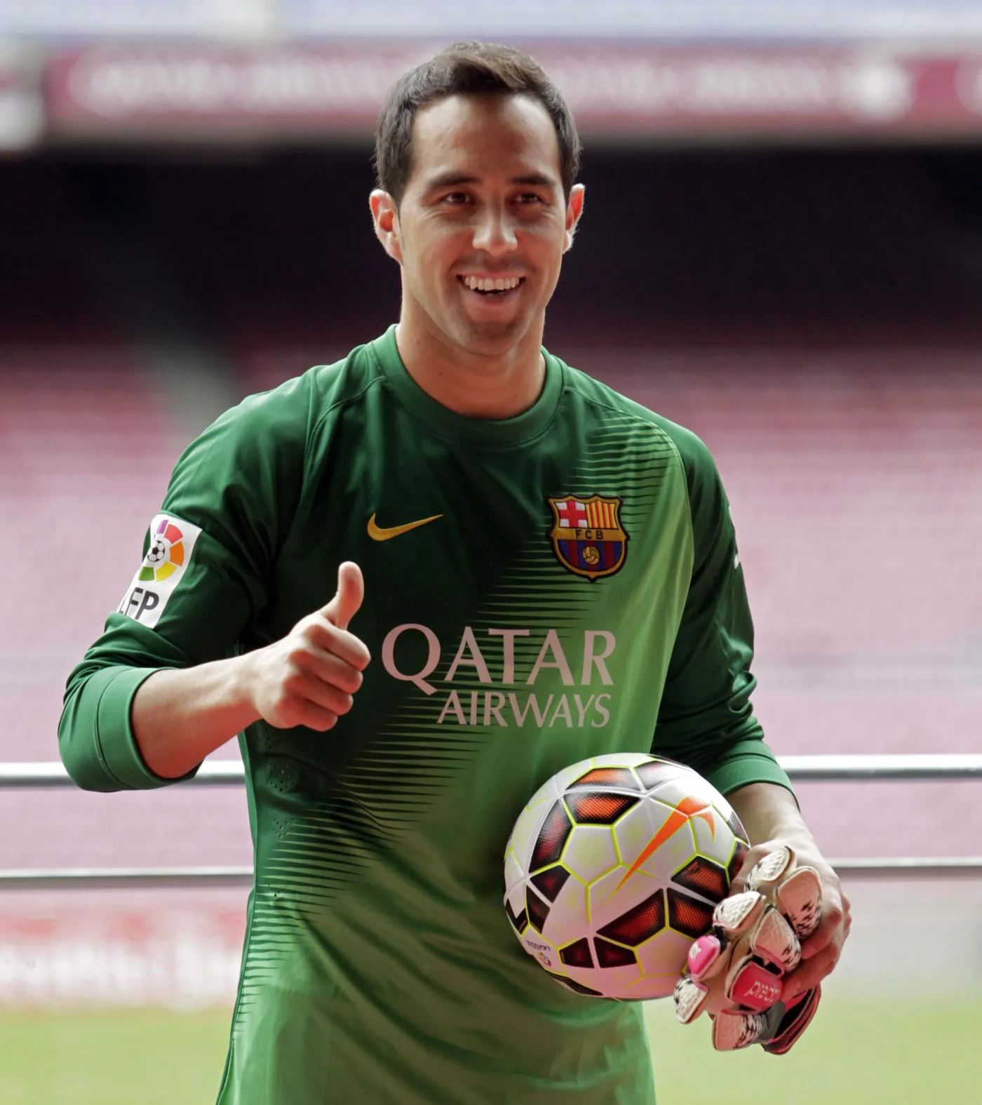 6539536-claudio-bravo.jpg