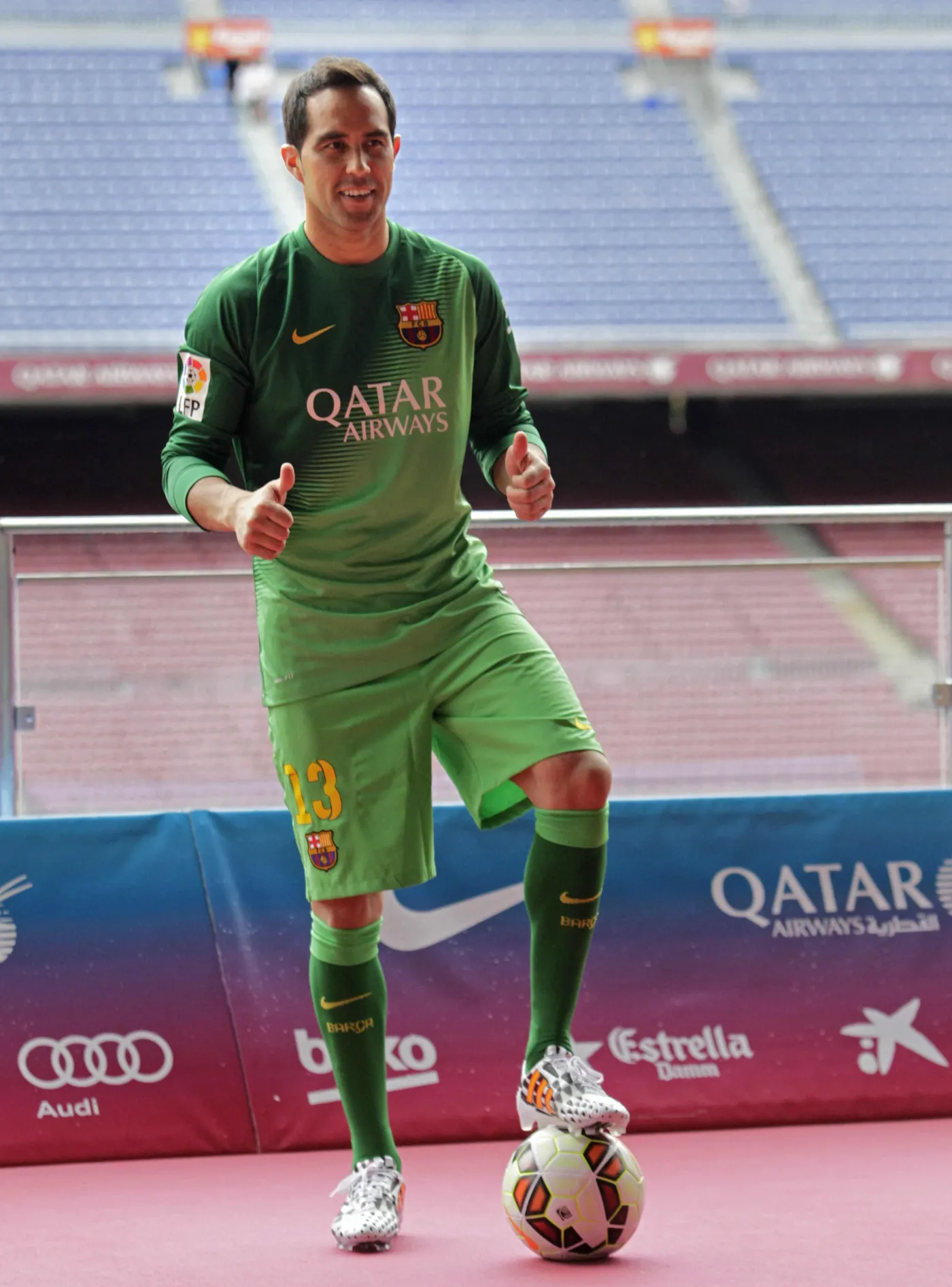 6539565-claudio-bravo.jpg