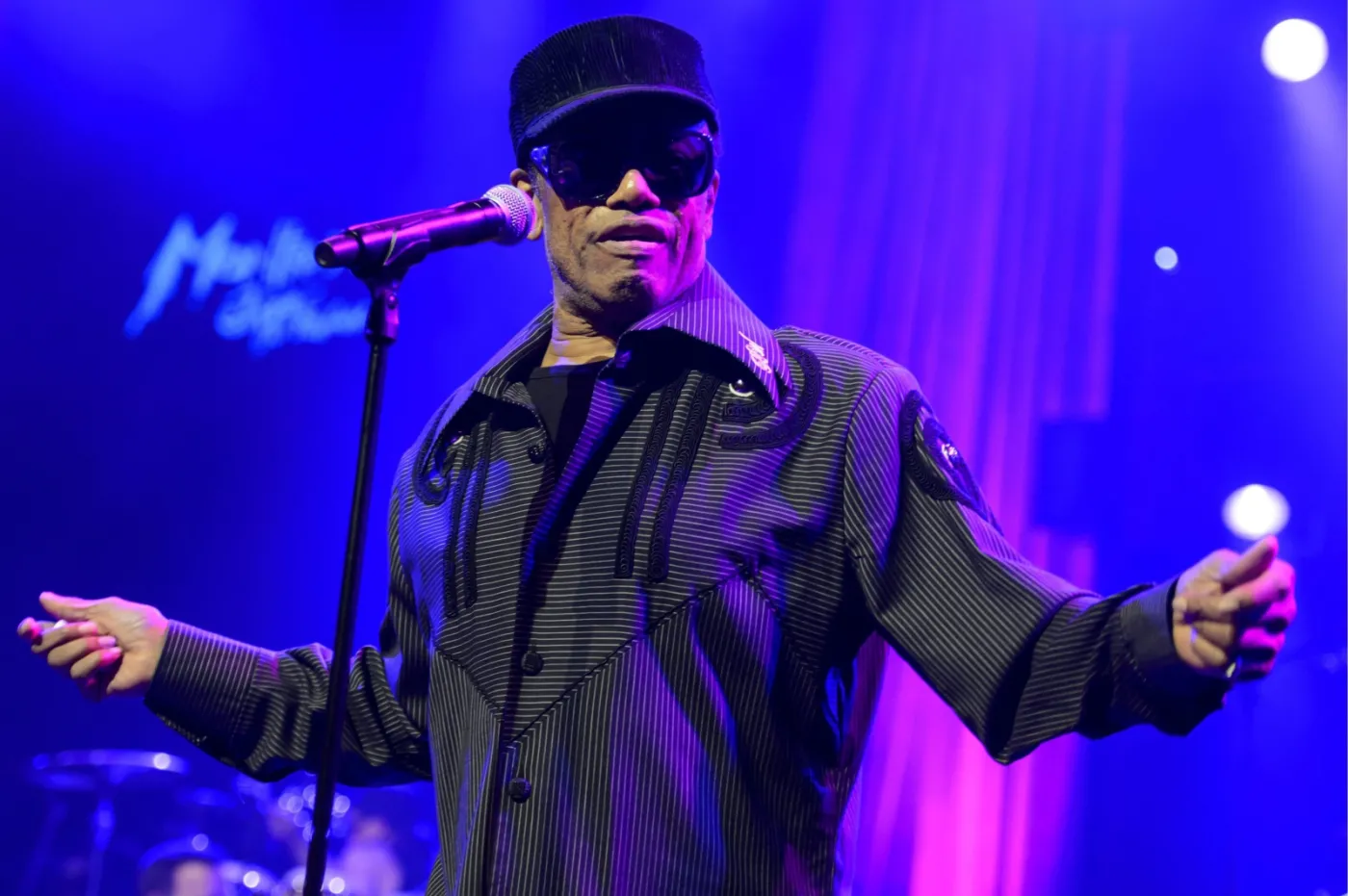 6496144-bobby-womack.jpg