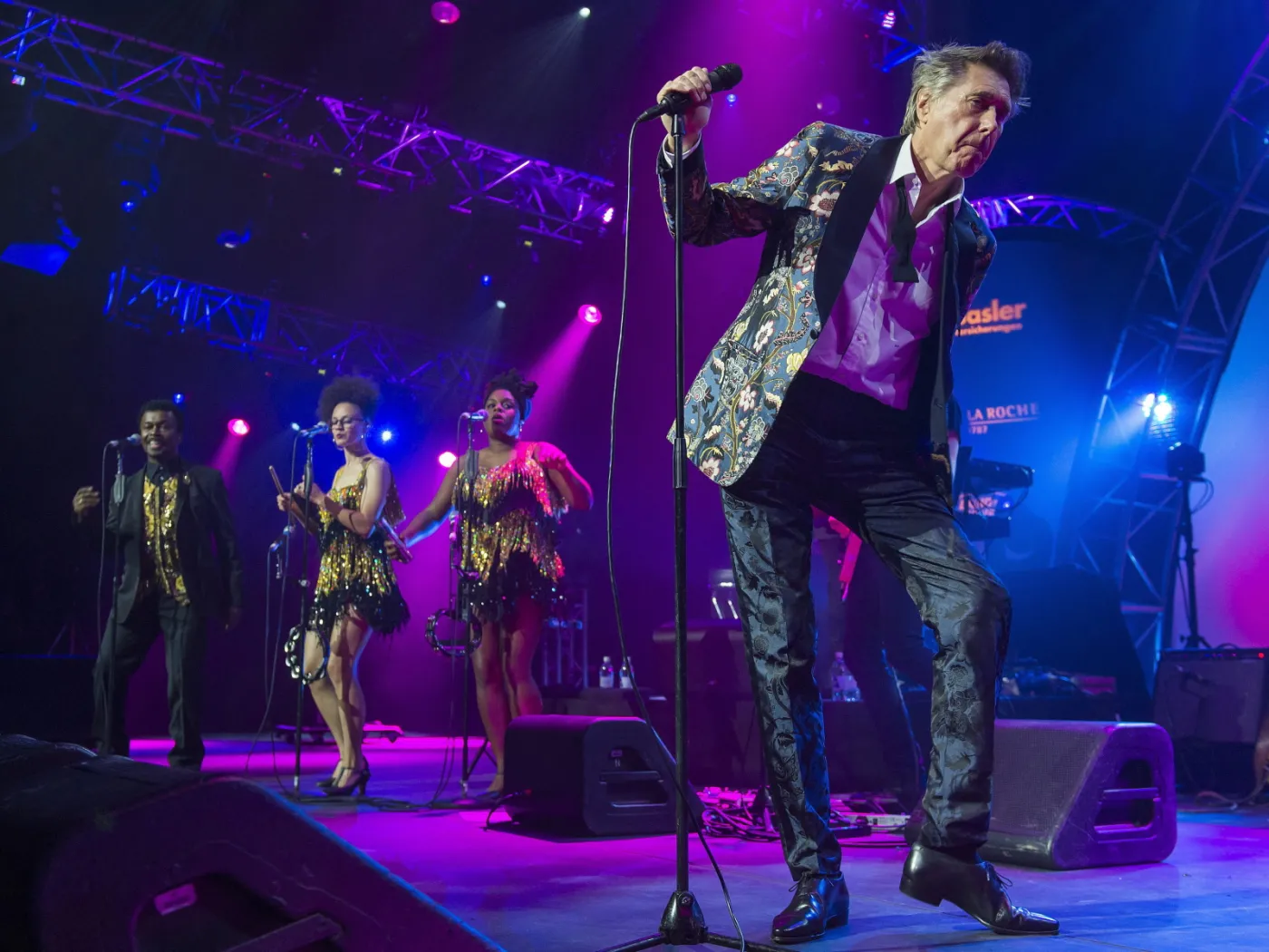7018553-bryan-ferry.jpg