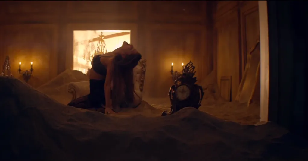 7020793-ariana-grande.png