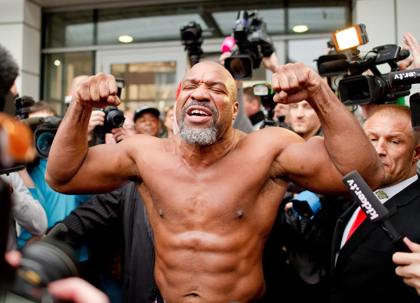 7069243-shannon-briggs.jpg
