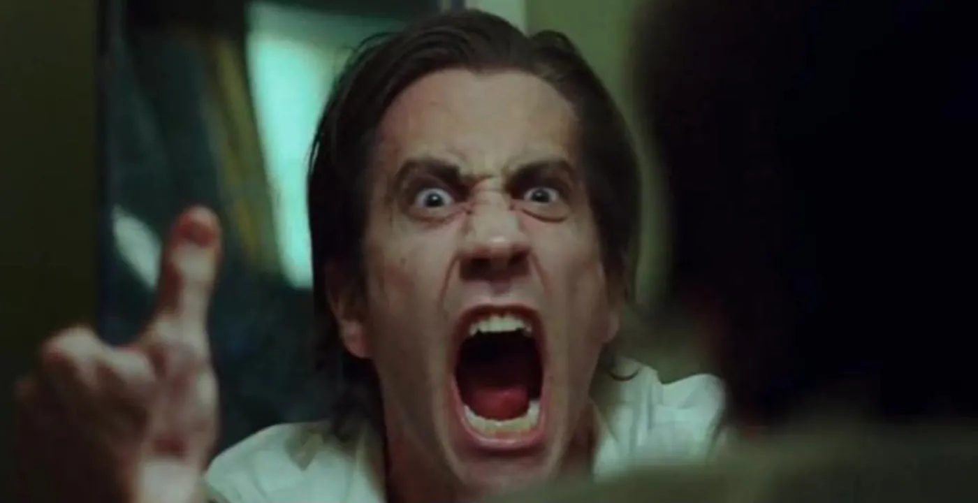 6709985-nightcrawler.jpg