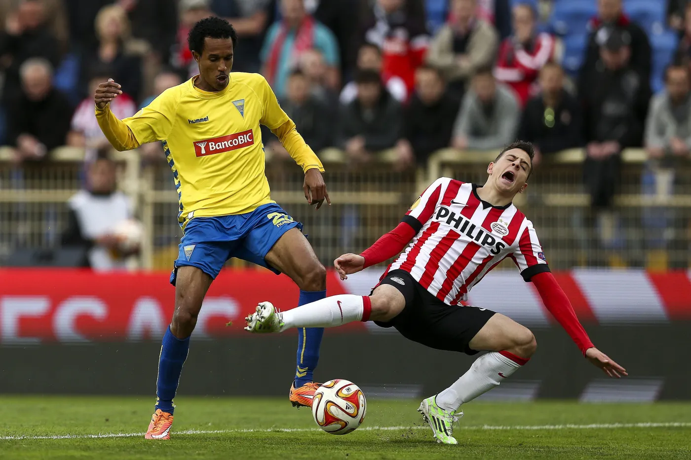 Estoril - PSV