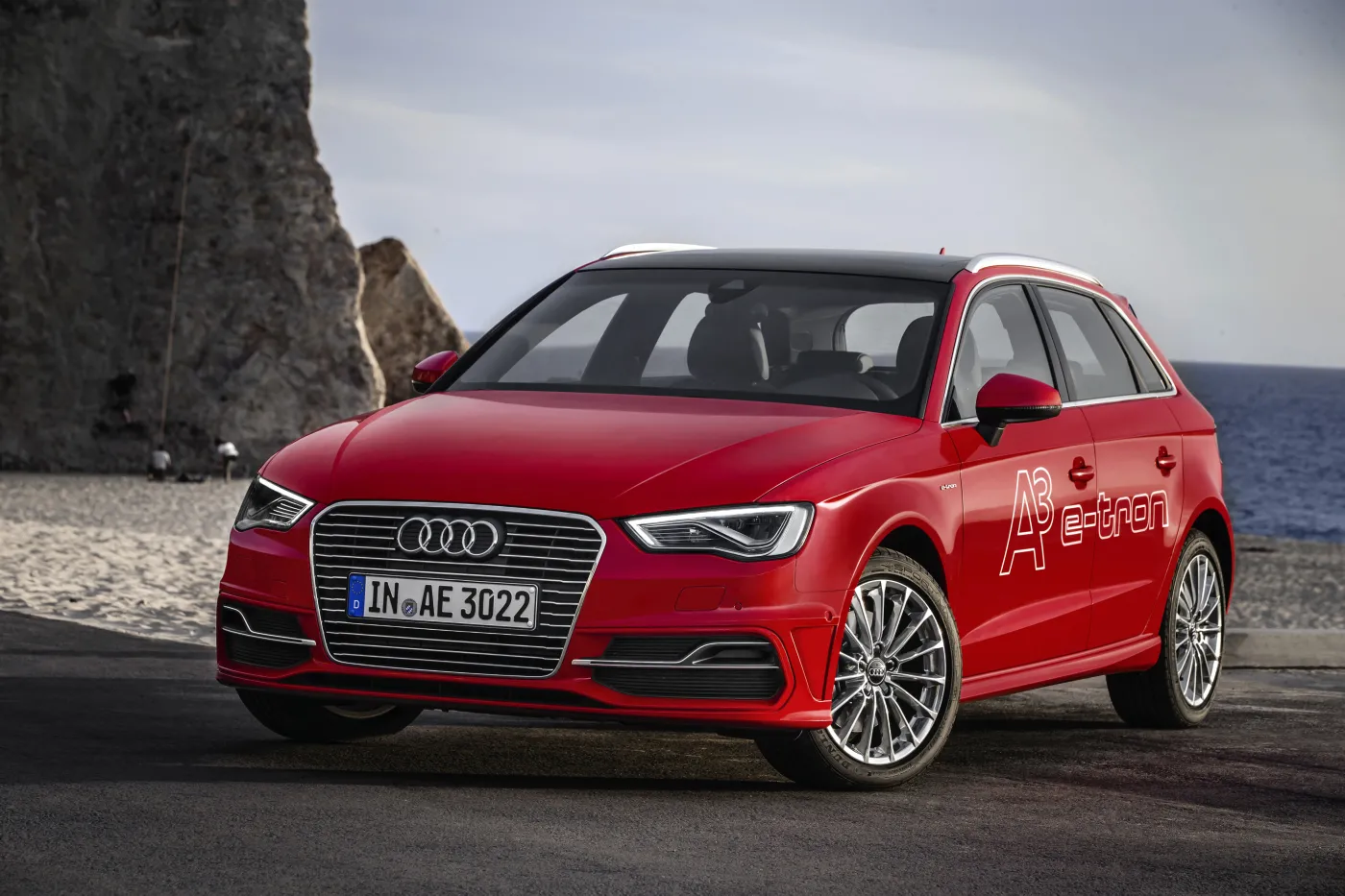 7175580-audi-a3-e-tron.jpg