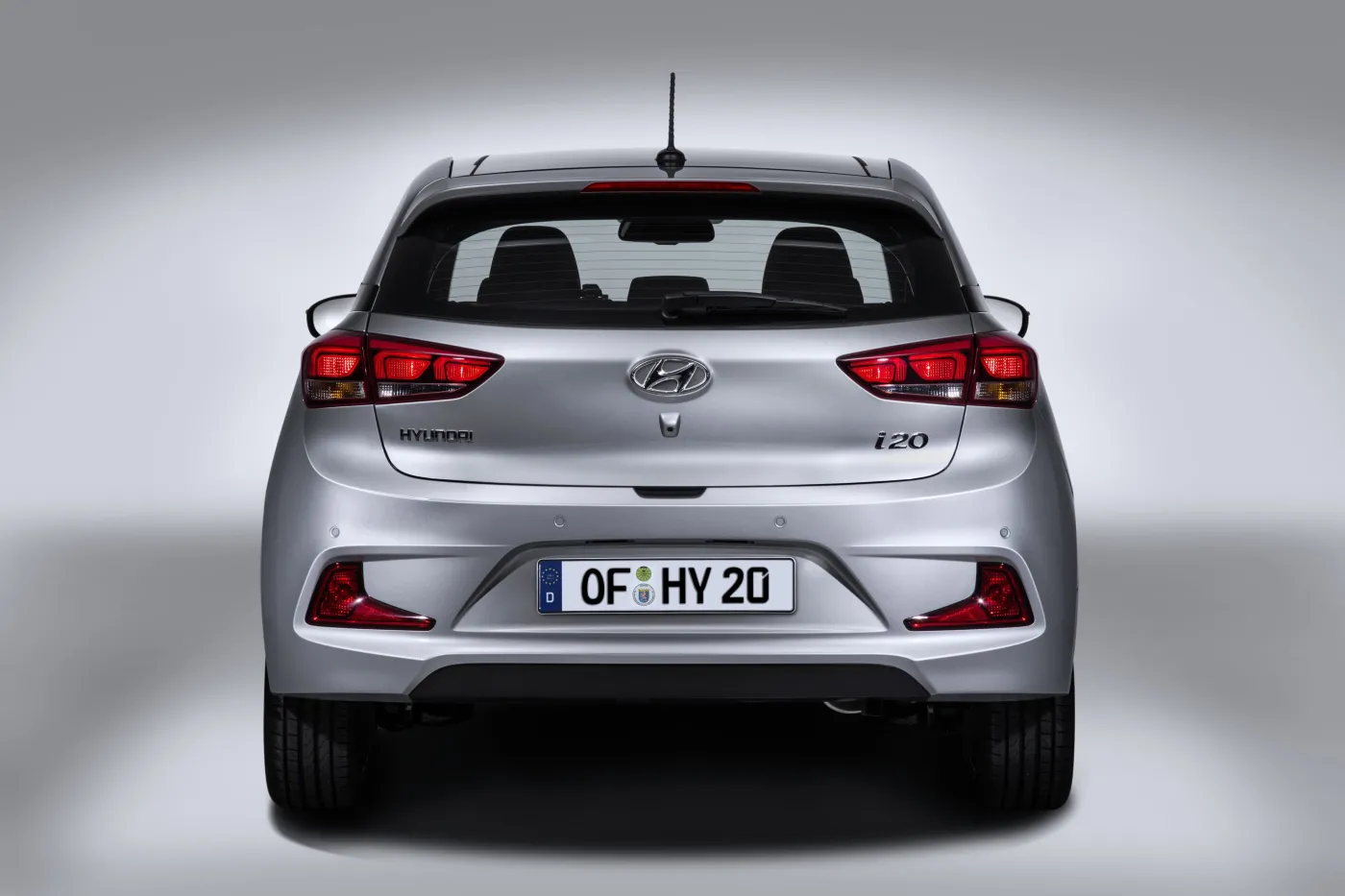 7182109-hyundai-i20.jpg