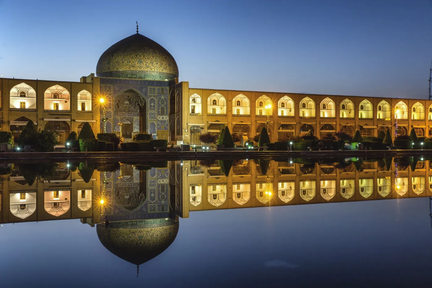 7172260-isfahan-iran.jpg