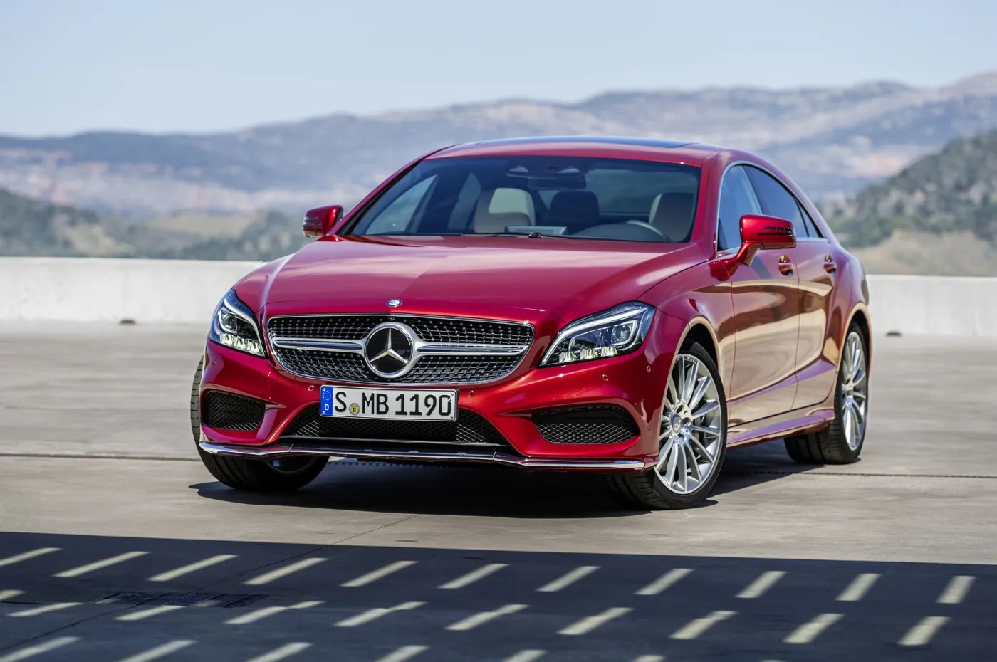 6447956-mercedes-cls.jpg