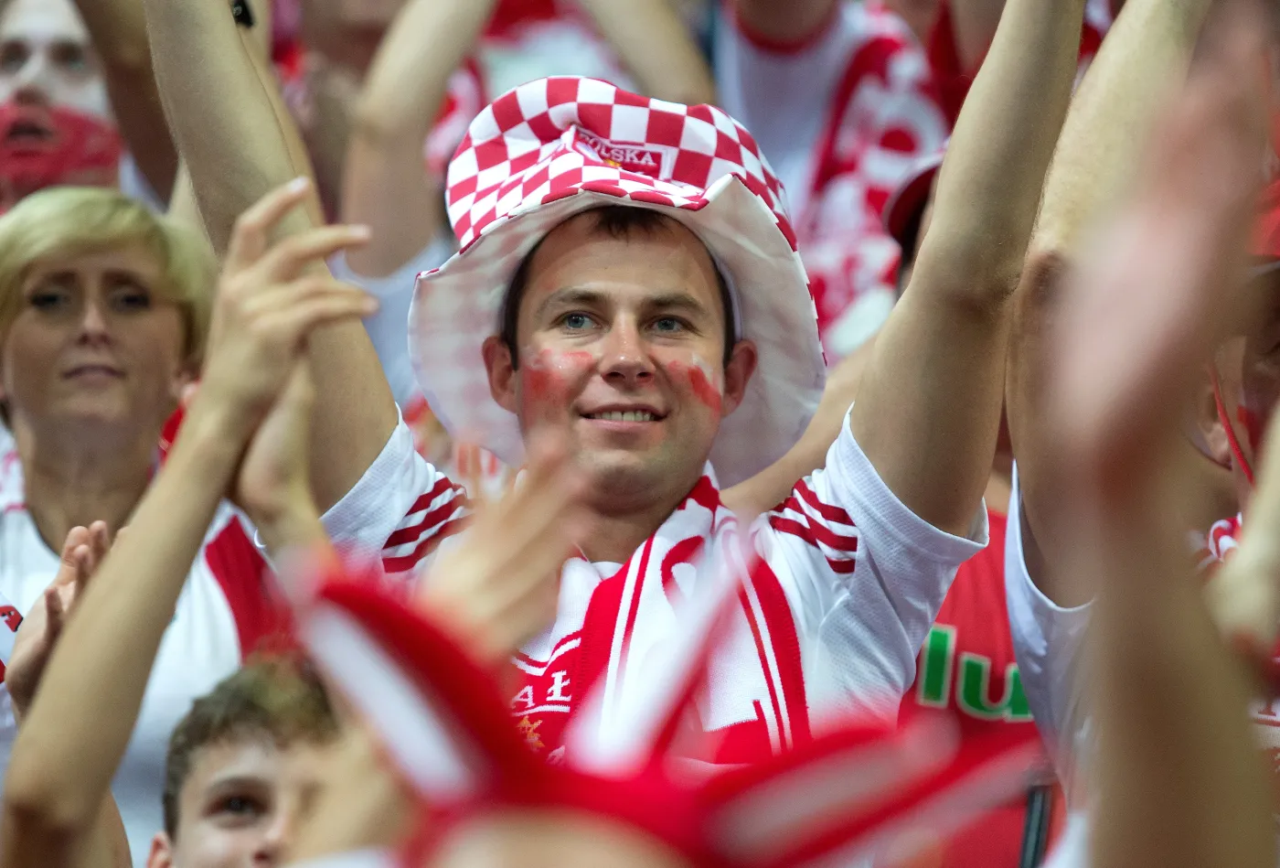 6836462-polscy-kibice.jpg