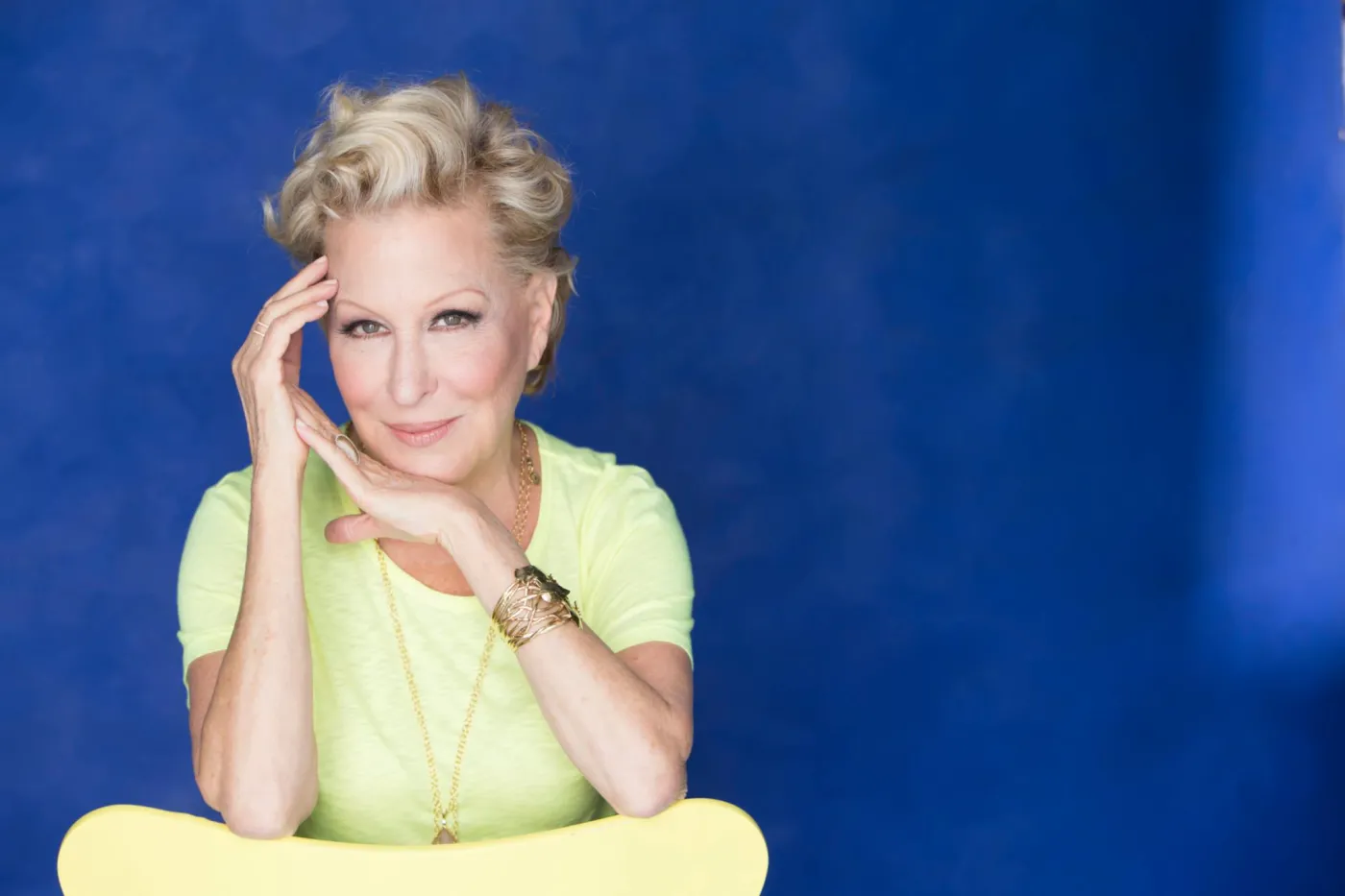 6850699-bette-midler.jpg