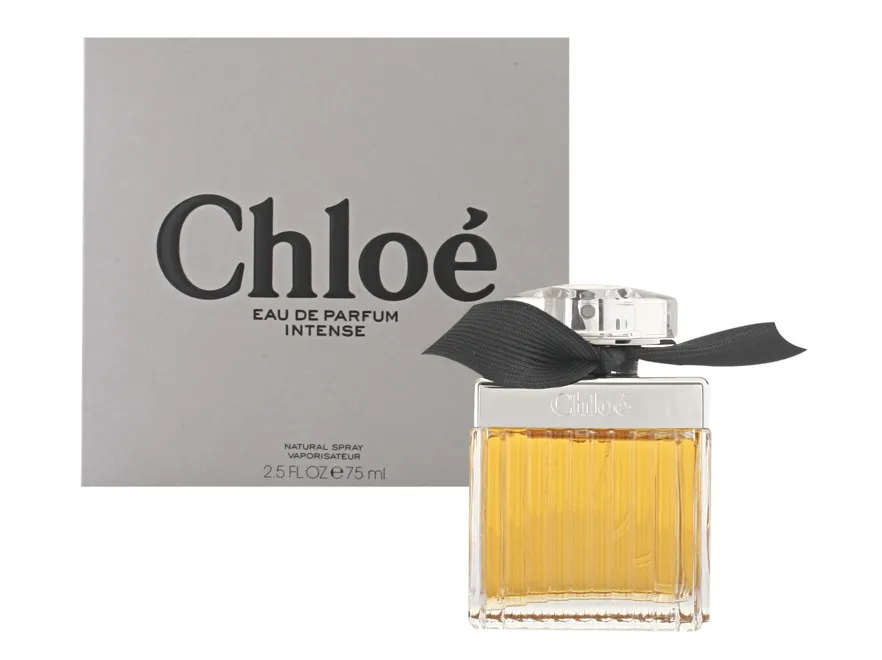 6860506-chloe-intense.jpg